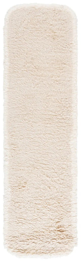 Safavieh Casablanca 2'-3" x 8'-0" Rug in Beige / Ivory