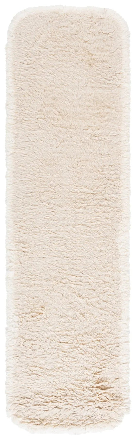 Safavieh Casablanca 2'-3" x 8'-0" Rug in Beige / Ivory