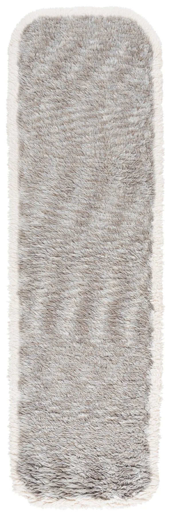 Safavieh Casablanca 2'-3" x 8'-0" Rug in Grey / Ivory