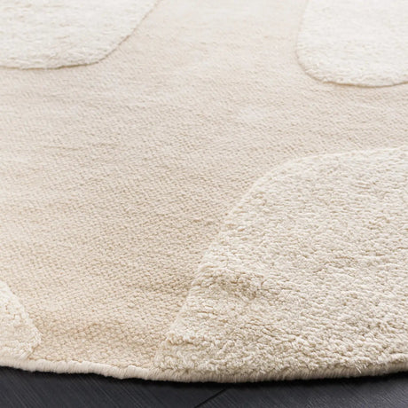 Safavieh Casablanca 6'-0" x 6'-0" Rug in Ivory