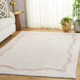Safavieh Casablanca 4'-0" x 6'-0" Rug in Beige / Ivory