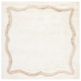Safavieh Casablanca 6'-0" x 6'-0" Rug in Beige / Ivory
