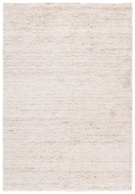 Safavieh Casablanca 4'-0" x 6'-0" Rug in Beige / Ivory