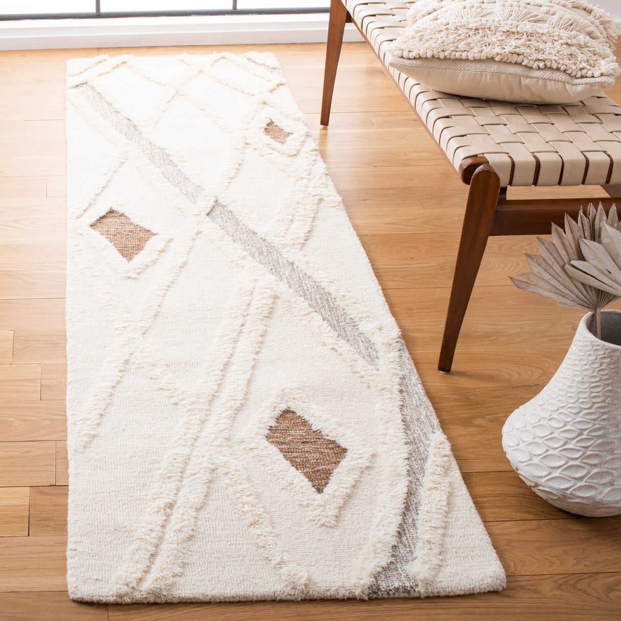 Safavieh Casablanca Csb975A Ivory/Brown Rugs - Safavieh - csb975a - 6r