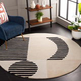 Safavieh Chatham 6'-0" x 6'-0" Rug in Ivory / Black
