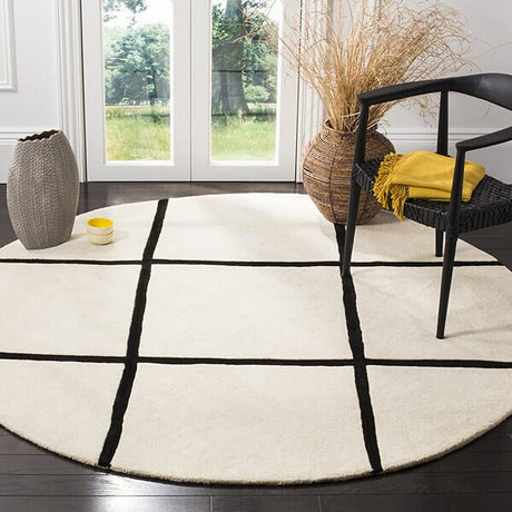 Safavieh Chatham Cht720A Ivory / Black Rugs - Safavieh - cht720a - 7sq