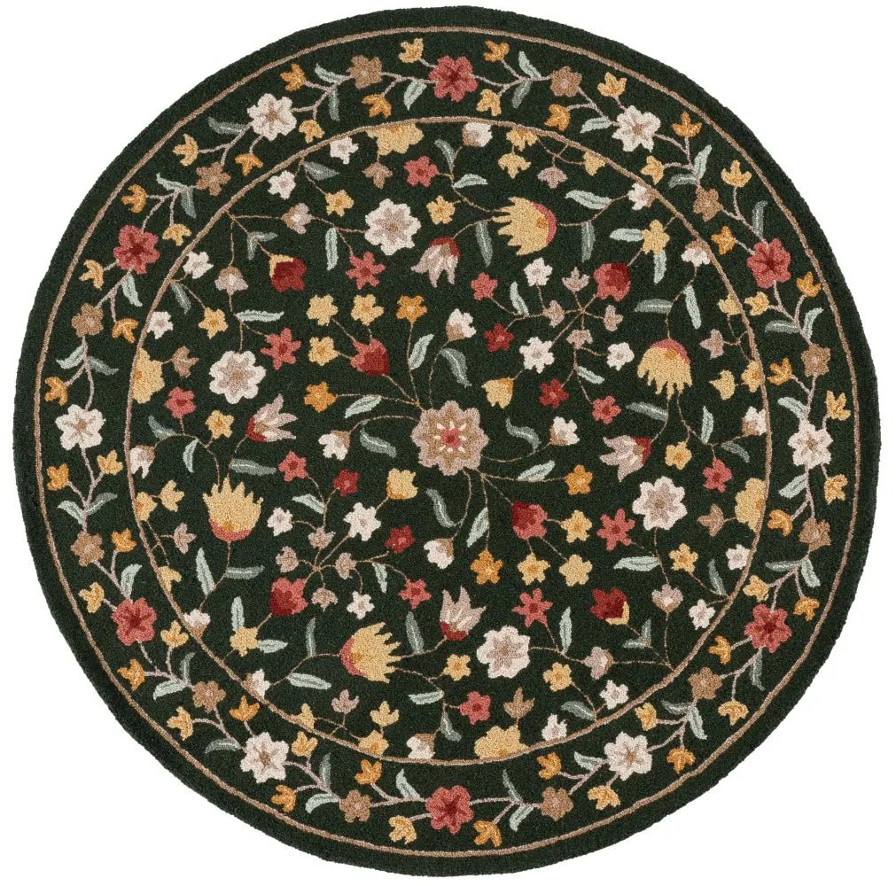 Safavieh Chelsea 6'-0" x 6'-0" Rug in Green / Red