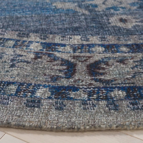Safavieh Classic Vintage 6'-0" x 6'-0" Rug in Blue / Grey