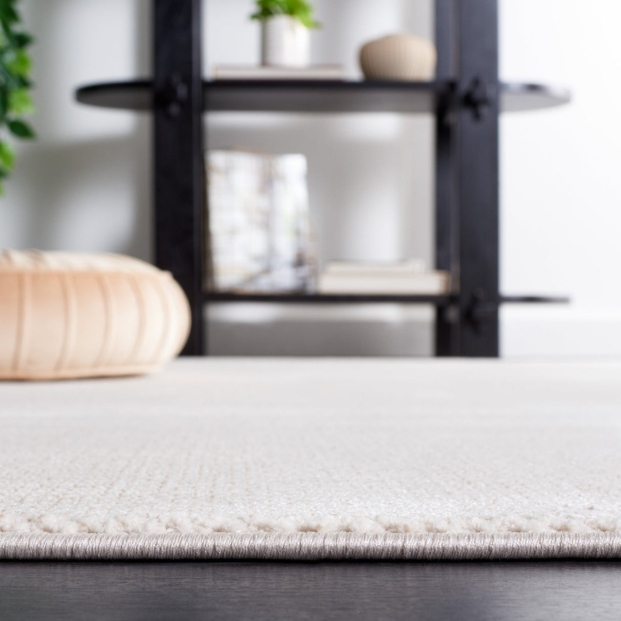 Safavieh Continental Con108A Beige Rug - Safavieh - con108a - 7r