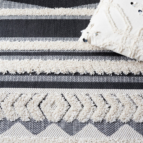 Safavieh Cottage Cot204A Ivory/Black Rug - Safavieh - cot204a - 7r