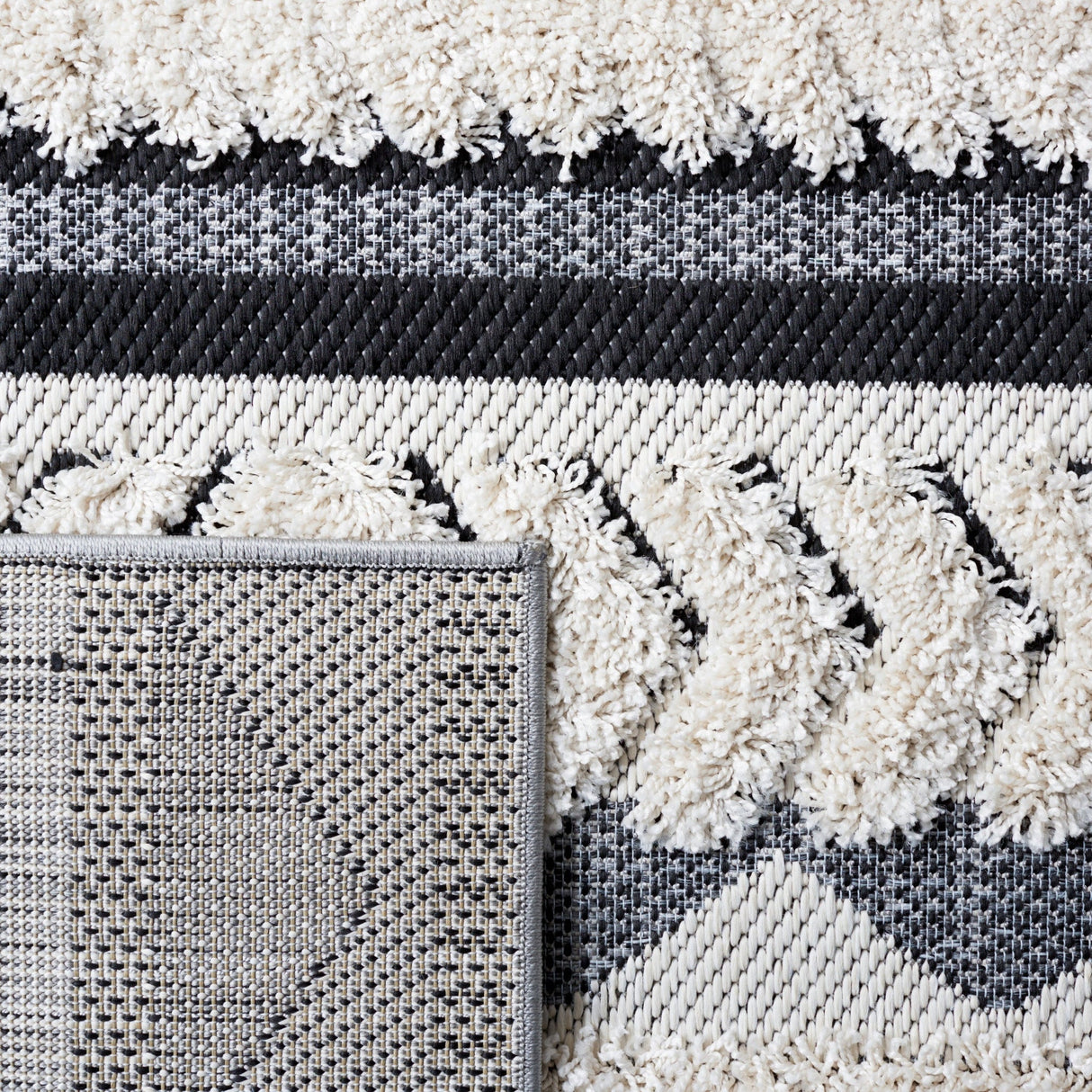 Safavieh Cottage Cot204A Ivory/Black Rug - Safavieh - cot204a - 7r