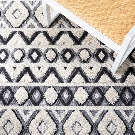 Safavieh Cottage Cot210B Ivory/Black Rug - Safavieh - cot210b - 7r