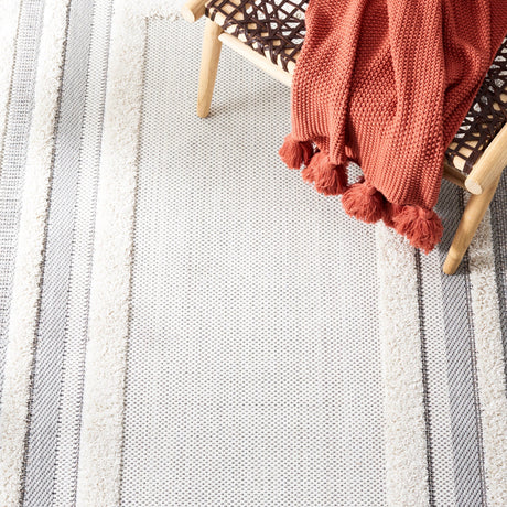 Safavieh Cottage Cot214A Ivory/Grey Rug - Safavieh - cot214a - 7r
