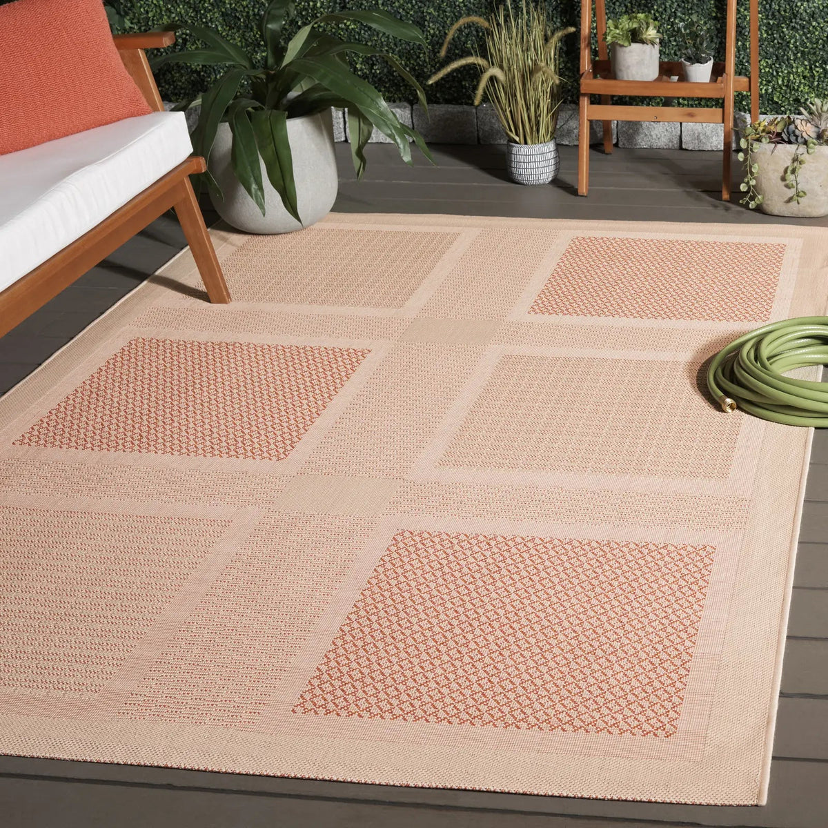 Safavieh Courtyard 5'-3" x 7'-7" Rug in Natural / Terra