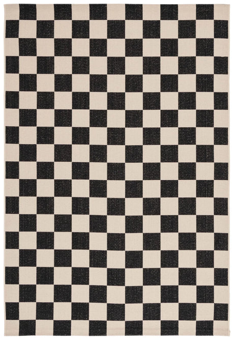 Safavieh Courtyard 4'-0" x 5'-7" Rug in Black / Beige