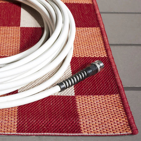 Safavieh Courtyard 4'-0" x 5'-7" Rug in Red / Beige