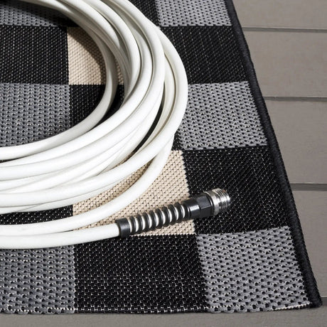 Safavieh Courtyard 4'-0" x 5'-7" Rug in Black / Beige