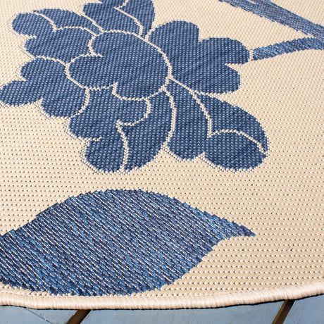 Safavieh Courtyard 5'-3" x 5'-3" Rug in Beige / Blue