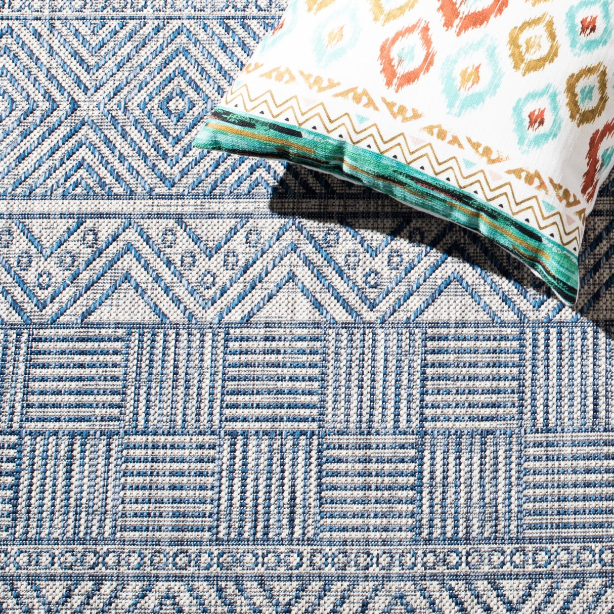Safavieh Courtyard Cy8196 - 36812 Grey/Navy Rugs - Safavieh - cy8196 - 36812 - 4r