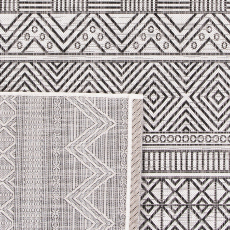 Safavieh Courtyard Cy8196 - 53712 Ivory/Black Rugs - Safavieh - cy8196 - 53712 - 7r