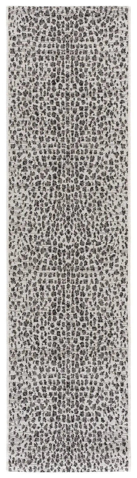 Safavieh Courtyard 2'-3" x 8'-0" Rug in Ivory / Black