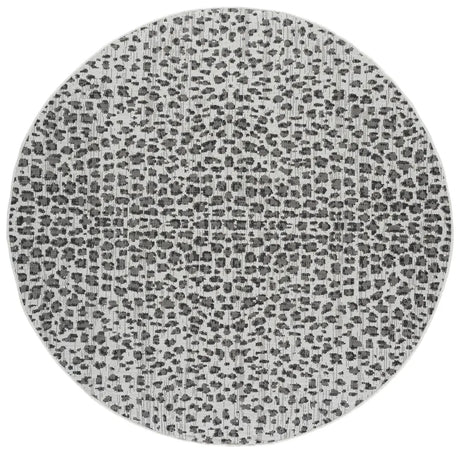 Safavieh Courtyard 6'-7" x 6'-7" Rug in Ivory / Black