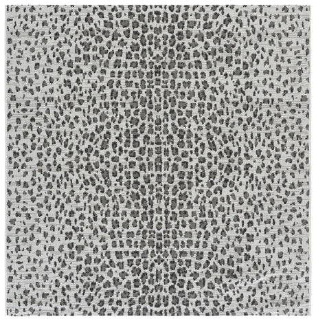 Safavieh Courtyard 6'-7" x 6'-7" Rug in Ivory / Black
