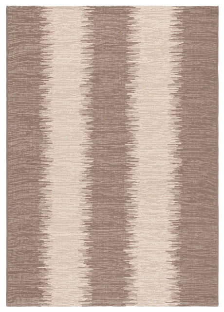 Safavieh Courtyard 5'-3" x 7'-7" Rug in Beige / Brown