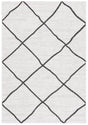 Safavieh Courtyard 4'-0" x 5'-7" Rug in Ivory / Black