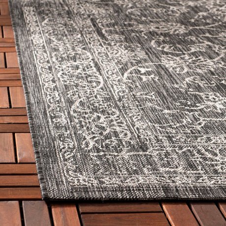 Safavieh Courtyard Cy8680 Black/Ivory Rug - Safavieh - cy8680 - 36621 - 4r