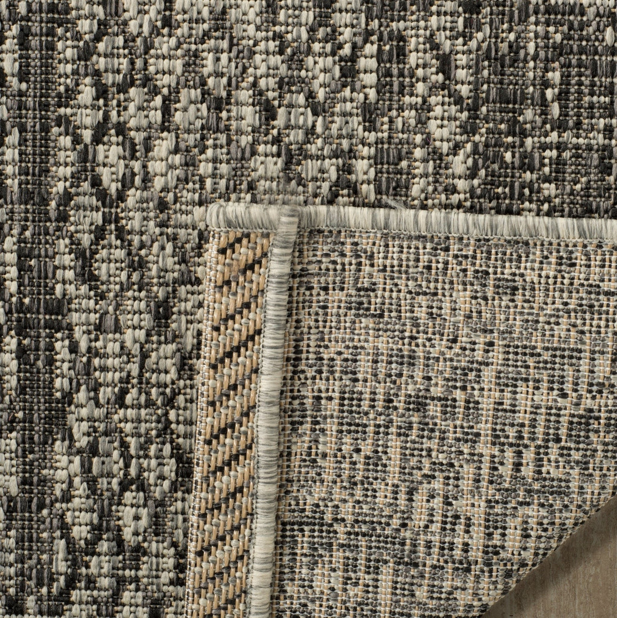 Safavieh Courtyard Cy8736 Light Grey/Black Rug - Safavieh - cy8736 - 37612 - 212