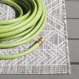 Safavieh Courtyard 4'-0" x 5'-7" Rug in Ivory / Beige Grey