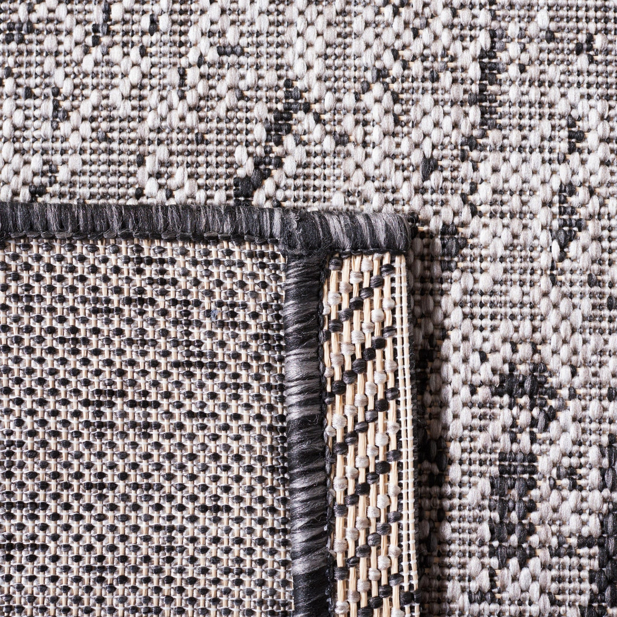 Safavieh Courtyard Cy8893 Beige/Black Rug - Safavieh - cy8893 - 36621 - 7r