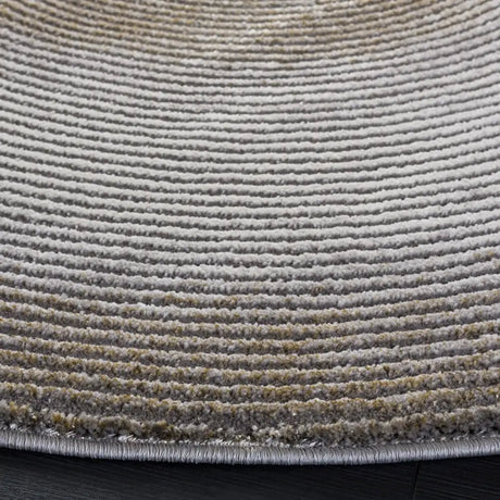 Safavieh Craft 6'-7" x 6'-7" Rug in Grey / Gold