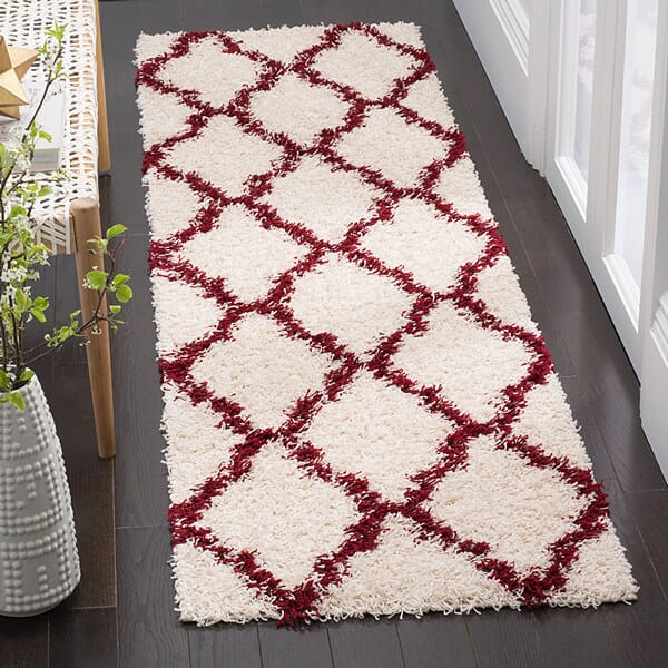 Safavieh Dallas Shag Sgd257R Ivory/Red Rug - Safavieh - sgd257r - 24