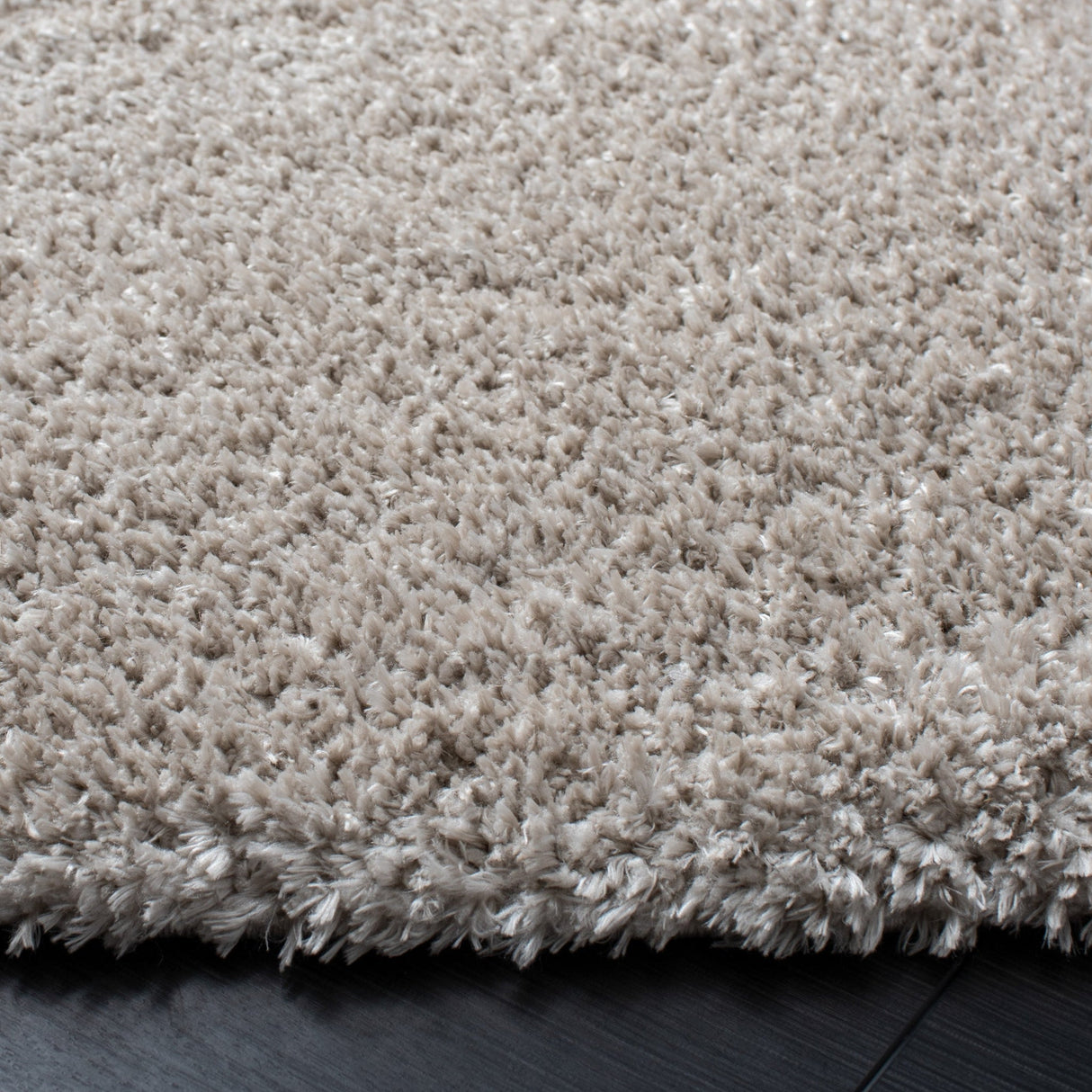 Safavieh Decora Shaggy Des101 Grey Rugs - Safavieh - des101 - 0650 - 7r