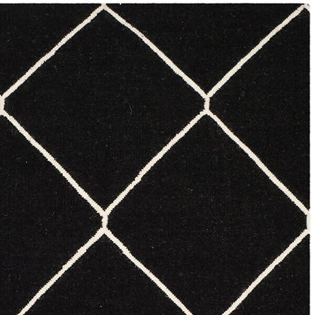 Safavieh Dhurries Dhu635A Black / Ivory Rugs - Safavieh - dhu635a - 24