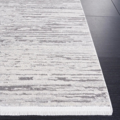 Safavieh Diamond 4'-0" x 6'-0" Rug in Grey / Beige