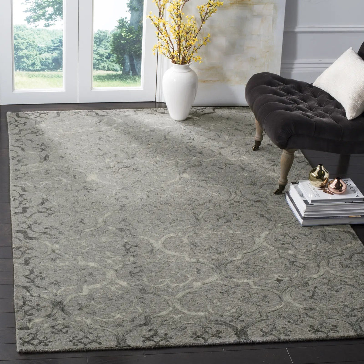 Safavieh Dip Dye 5'-0" x 8'-0" Rug in Grey