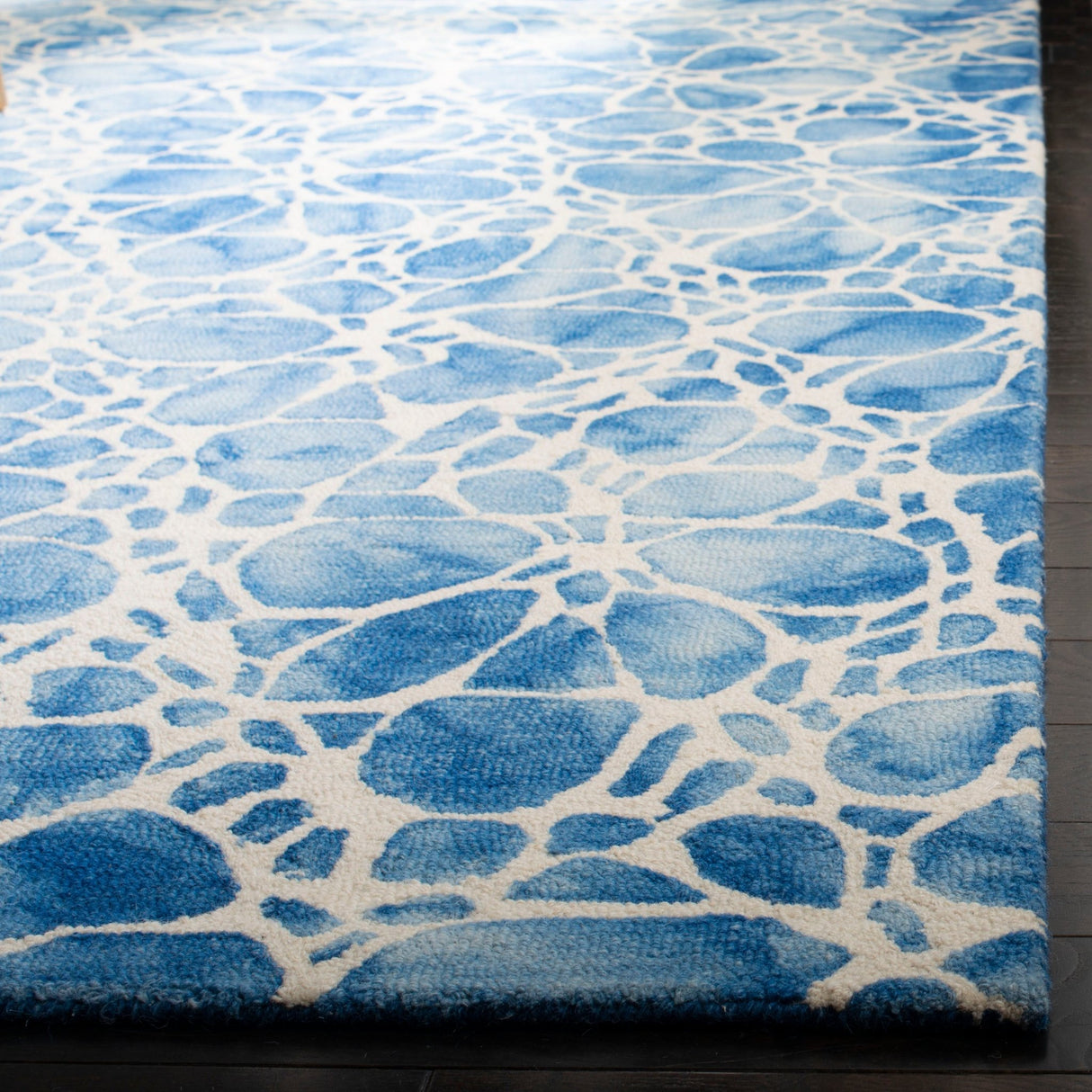 Safavieh Dip Dye Ddy307M Ivory/Blue Rug - Safavieh - ddy307m - 7r