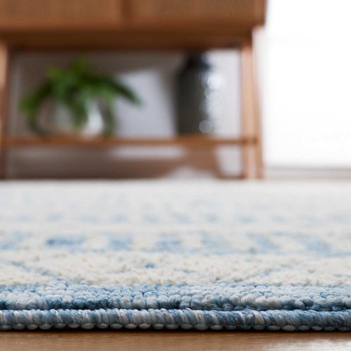 Safavieh Easy Care Ecr114A Ivory/Grey Rug - Safavieh - ecr114a - 24