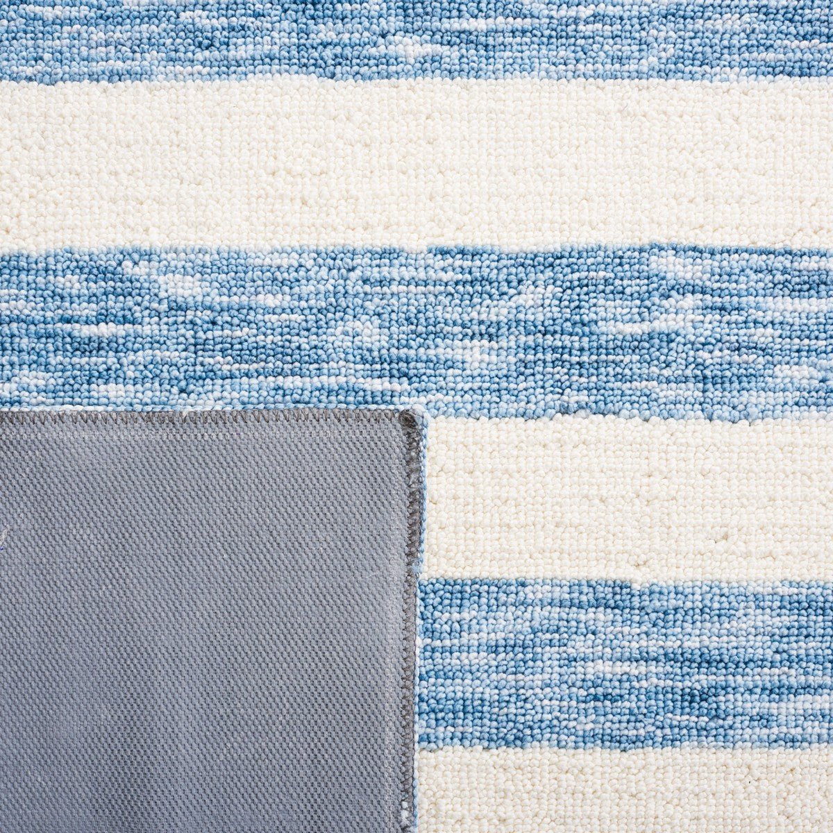 Safavieh Easy Care Ecr115L Light Blue/Ivory Rug - Safavieh - ecr115l - 24