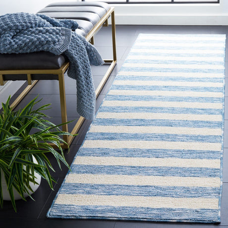 Safavieh Easy Care Ecr115L Light Blue/Ivory Rug - Safavieh - ecr115l - 24