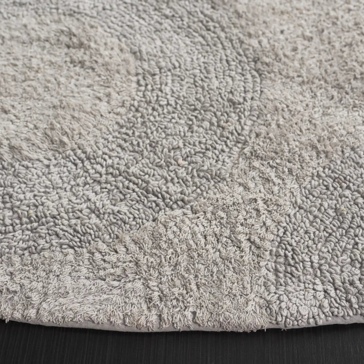 Safavieh Easy Care 6'-0" x 6'-0" Rug in Grey
