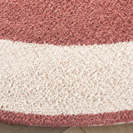 Safavieh Easy Care 5'-0" x 5'-0" Rug in Ivory / Rust