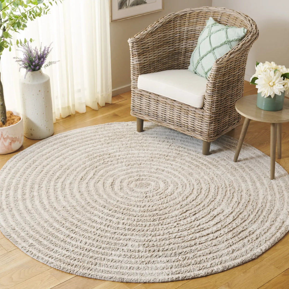 Safavieh Easy Care 6'-0" x 6'-0" Rug in Grey / Ivory