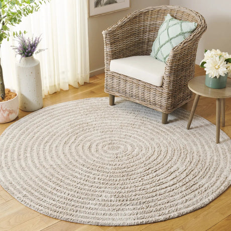 Safavieh Easy Care 6'-0" x 6'-0" Rug in Grey / Ivory