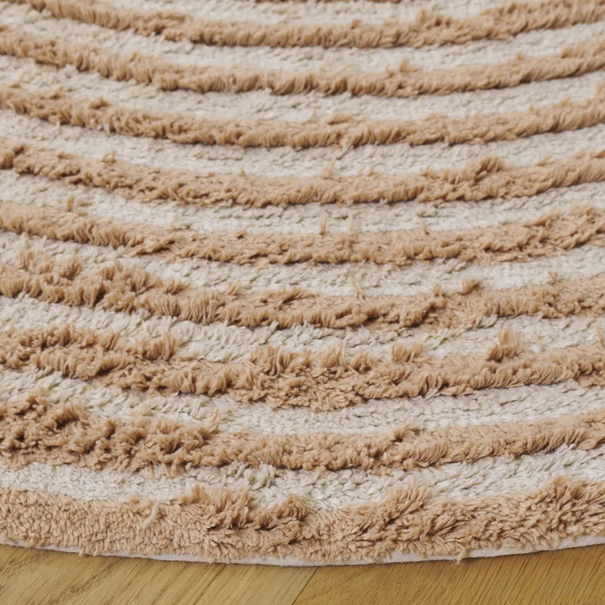 Safavieh Easy Care 5'-0" x 5'-0" Rug in Orange / Ivory