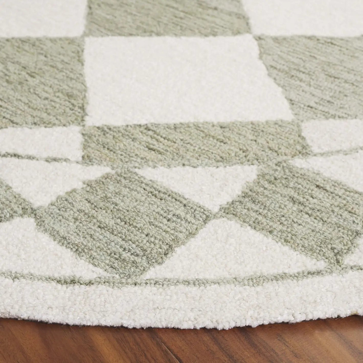 Safavieh Ebony 6'-0" x 6'-0" Rug in Sage / Ivory