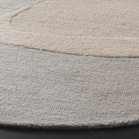 Safavieh Ebony 6'-0" x 6'-0" Rug in Light Grey / Ivory
